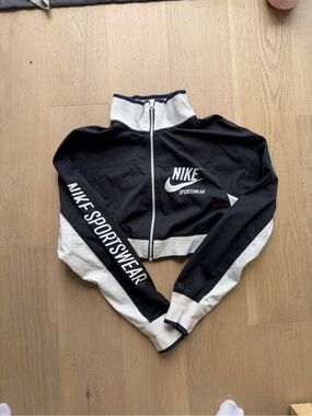 Nike Black and White Cropped Sportswear Track Jacket